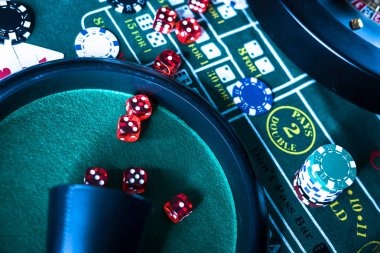 Live roulette table display showing recent spin history on bir365